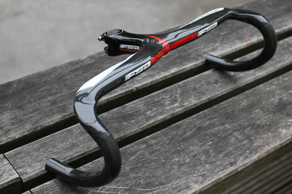 Integrated bar and stem road bike hot sale